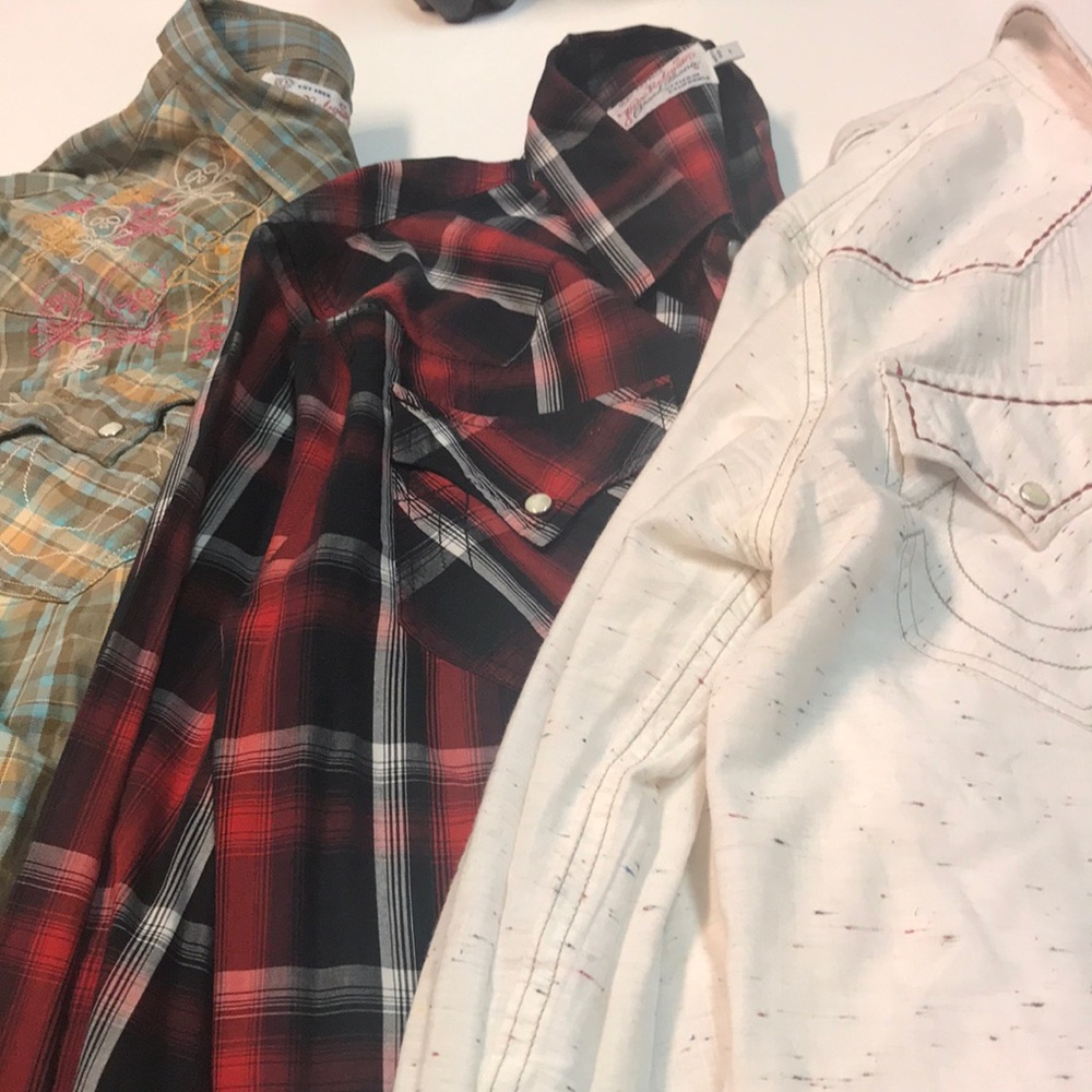 Awesome Bundle!! 3 True Religion button downs